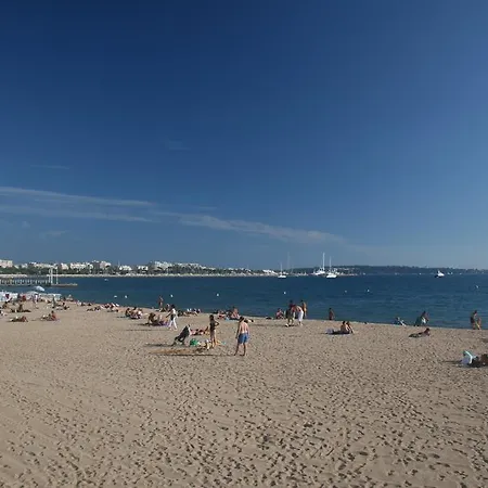 Studio Terrasse Bas Carnot Croisette Apartment